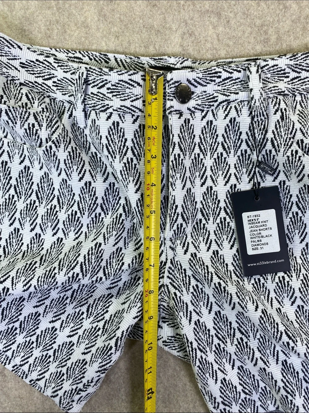 NWT ST33LE 5” Black & White Palms Printed Jacquard Shorts